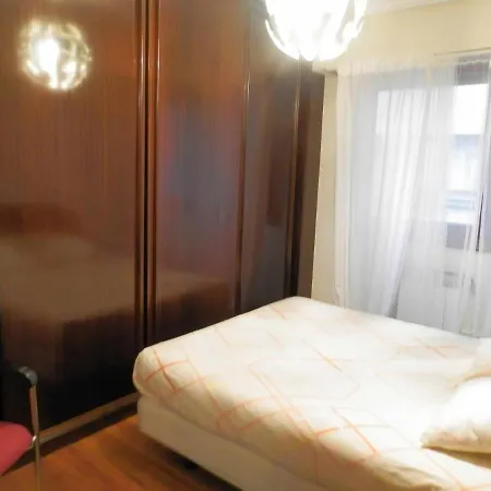 Apart Cerca De Parque De Bilbao Apartment *